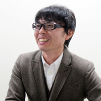 事業開発シニアコンサルタント 作村氏