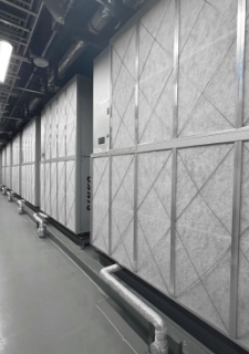 水冷式壁吹き空調